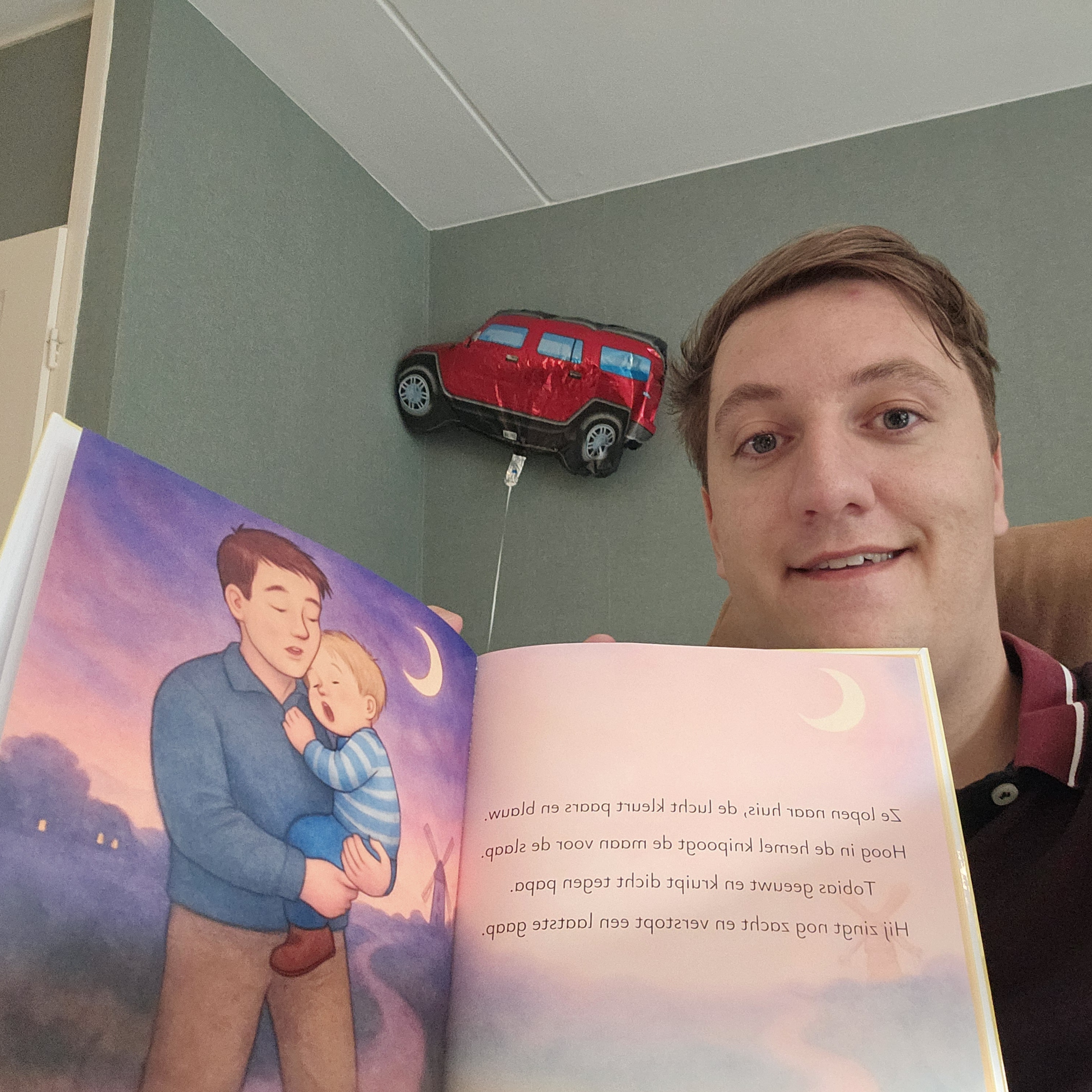 Edwin met boekje